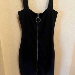 Elegant Black Zipper Dress